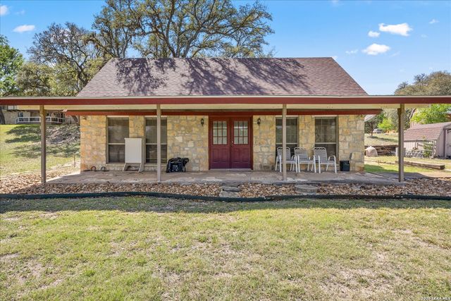 110 Indian Knoll, Boerne, TX 78006