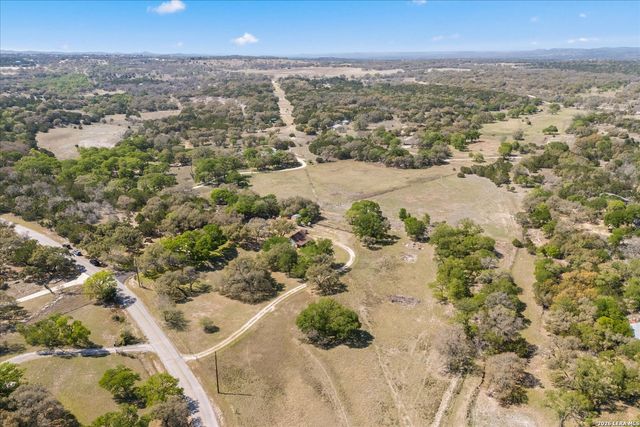 110 Indian Knoll, Boerne, TX 78006