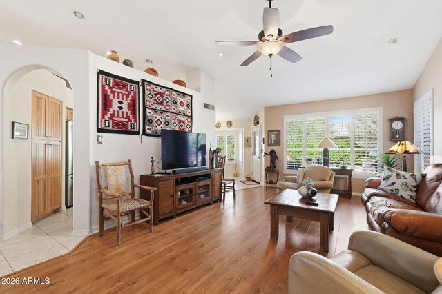 8978 E SAGUARO BLOSSOM Road, Gold Canyon, AZ 85118