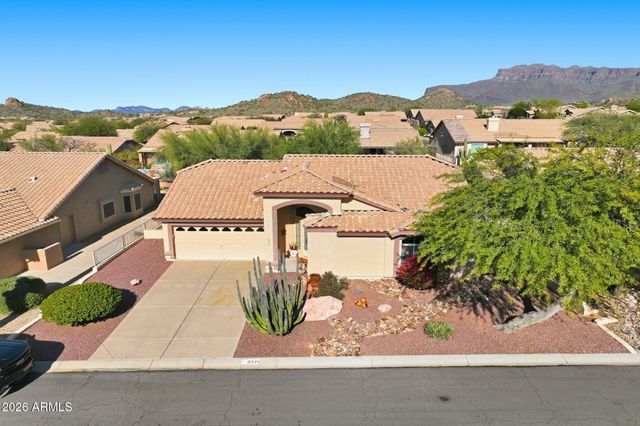 8978 E SAGUARO BLOSSOM Road, Gold Canyon, AZ 85118