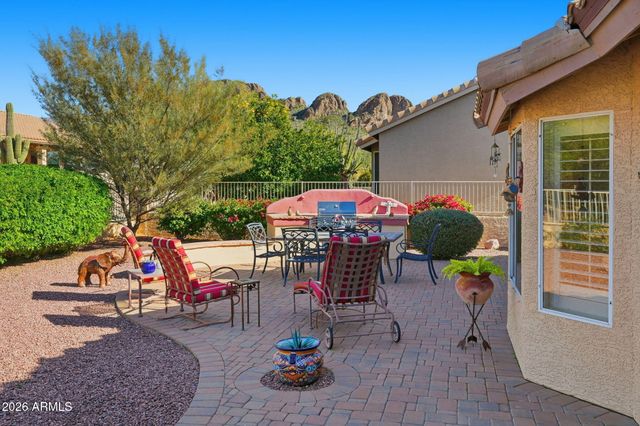 8978 E SAGUARO BLOSSOM Road, Gold Canyon, AZ 85118