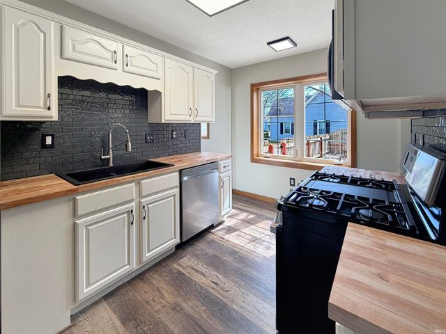 754 John Street, Frankfort, IN 46041