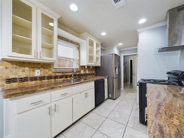 11522 Sagegrove Lane, Houston, TX 77089