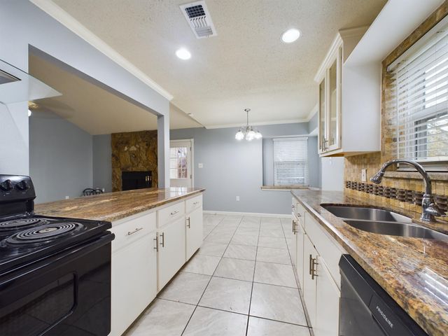 11522 Sagegrove Lane, Houston, TX 77089