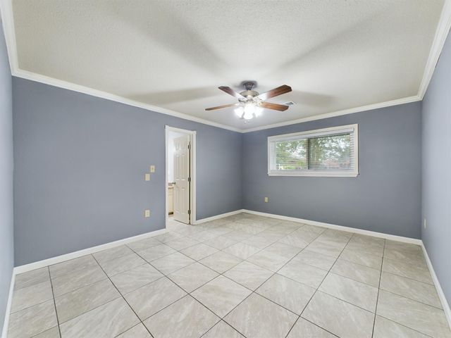 11522 Sagegrove Lane, Houston, TX 77089