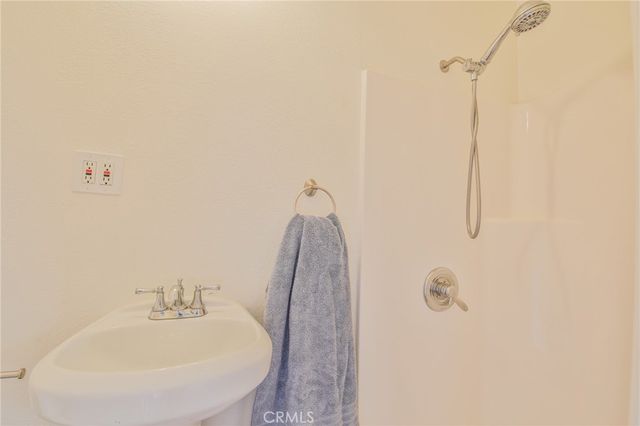 9526 Walnut, Bellflower, CA 90706