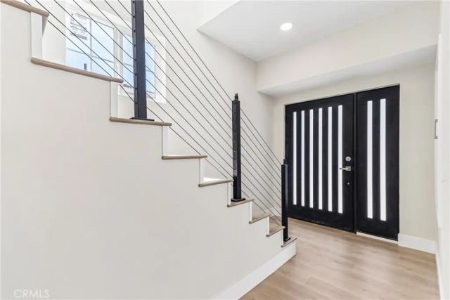 21235 Lopez Street, Woodland Hills, CA 91364