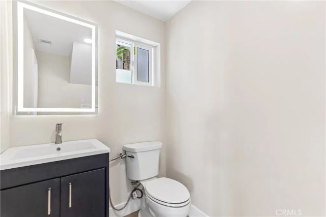 21235 Lopez Street, Woodland Hills, CA 91364