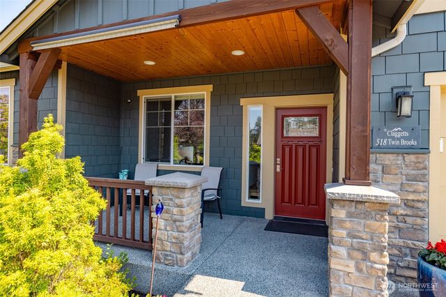 518 Twin Brooks Drive, Mount Vernon, WA 98273