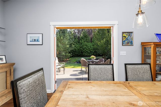 518 Twin Brooks Drive, Mount Vernon, WA 98273