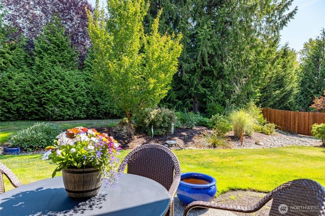 518 Twin Brooks Drive, Mount Vernon, WA 98273