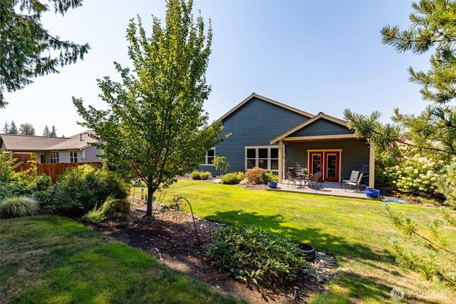 518 Twin Brooks Drive, Mount Vernon, WA 98273
