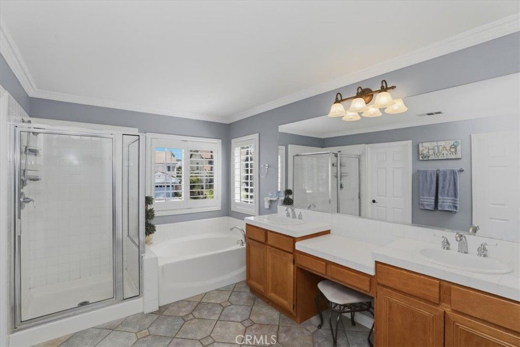 Image 39 of property listing at 4360 Edenwild, Corona, CA 92883