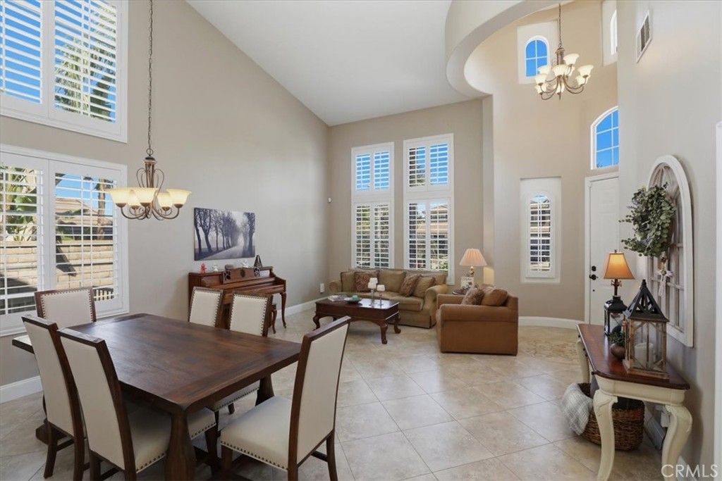 Image 6 of property listing at 4360 Edenwild, Corona, CA 92883