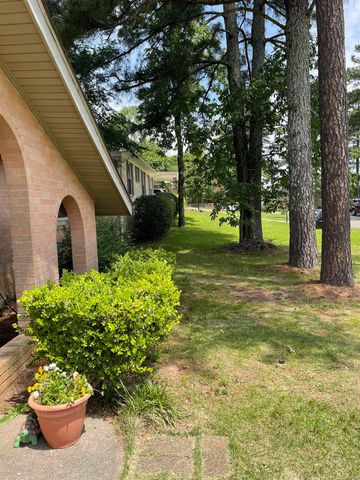 207 Southgate Street, Hot Springs, AR 71913