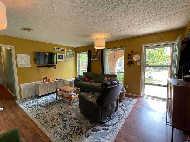 207 Southgate Street, Hot Springs, AR 71913
