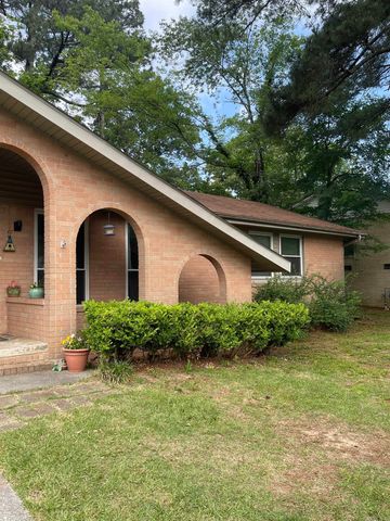207 Southgate Street, Hot Springs, AR 71913