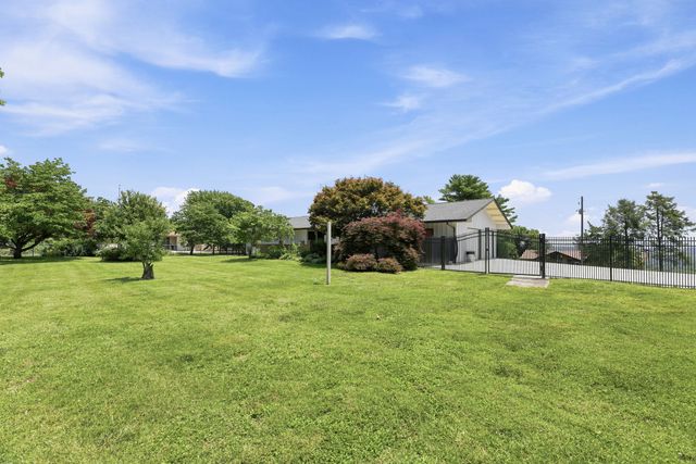 6105 Top O Knox Dr, Knoxville, TN 37918