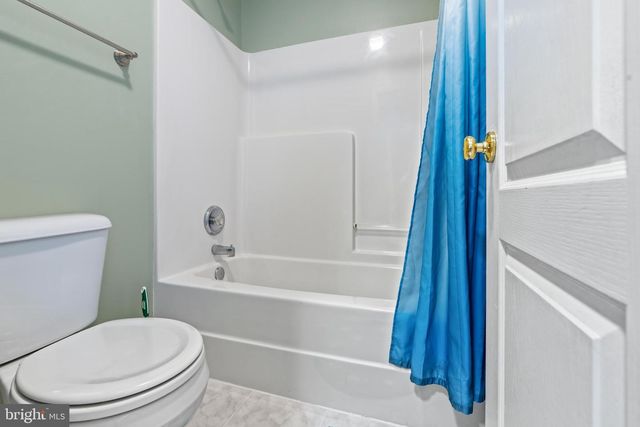 211 SHAW CT, Fredericksburg, VA 22405