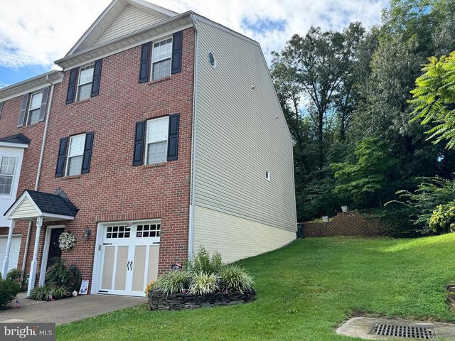 211 SHAW CT, Fredericksburg, VA 22405