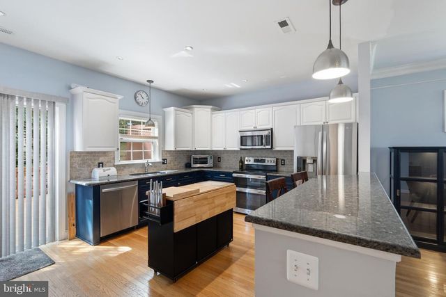 211 SHAW CT, Fredericksburg, VA 22405