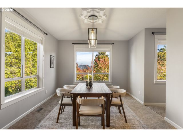 14439 Se CRYSTAL St, Portland, OR 97236