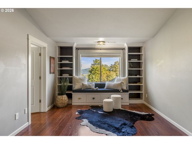 14439 Se CRYSTAL St, Portland, OR 97236