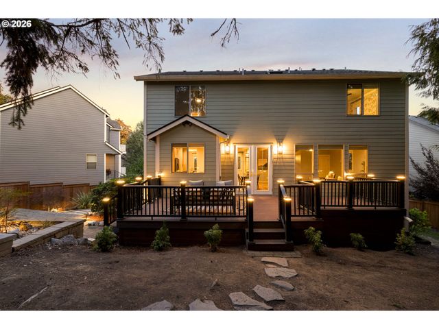14439 Se CRYSTAL St, Portland, OR 97236