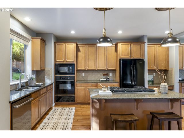 14439 Se CRYSTAL St, Portland, OR 97236