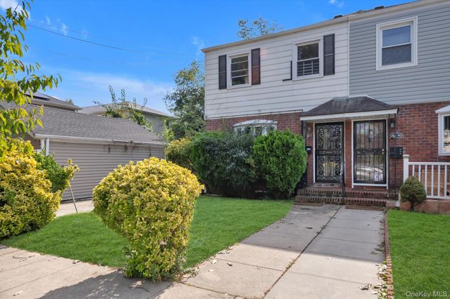 164-38 76th Road, Fresh Meadows, NY 11366