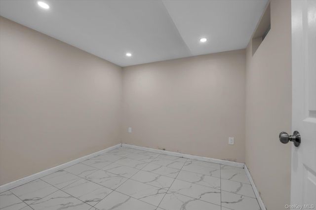 164-38 76th Road, Fresh Meadows, NY 11366