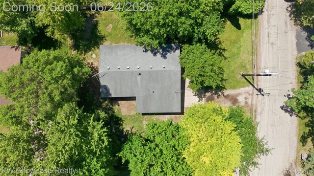 801 Farnsworth Road, White Lake Charter Township, MI 48386