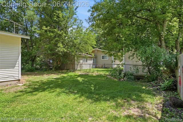 801 Farnsworth Road, White Lake Charter Township, MI 48386
