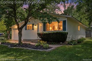 801 Farnsworth Road, White Lake Charter Township, MI 48386