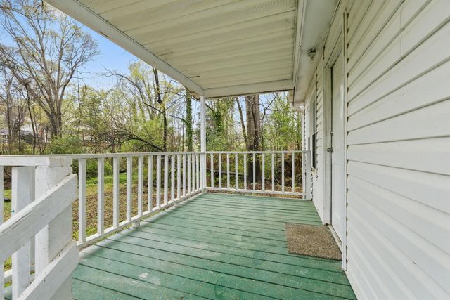 207 Streamside Drive, Chesnee, SC 29323