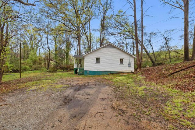 207 Streamside Drive, Chesnee, SC 29323