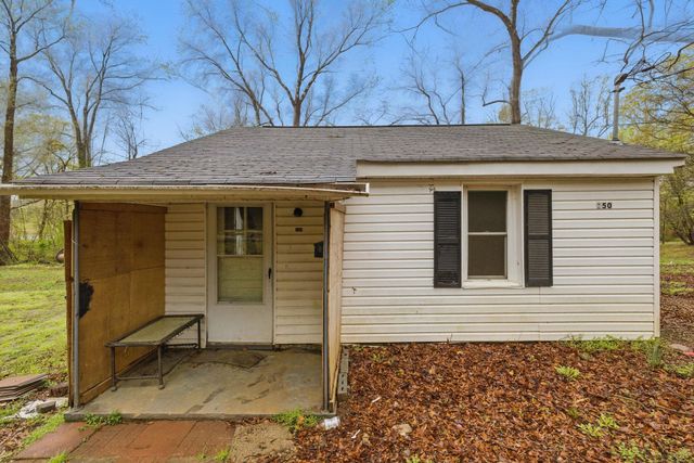 207 Streamside Drive, Chesnee, SC 29323