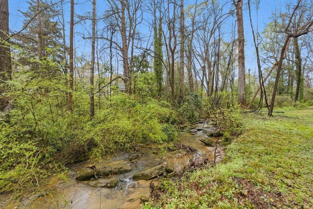207 Streamside Drive, Chesnee, SC 29323
