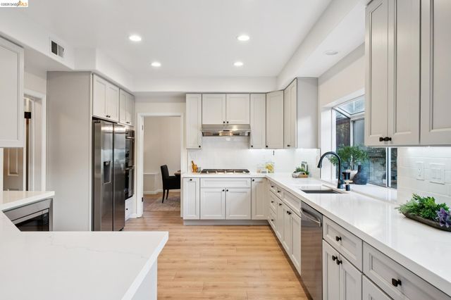 162 Briar Pl, Danville, CA 94526