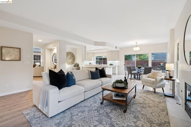 162 Briar Pl, Danville, CA 94526