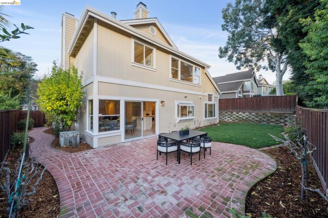 162 Briar Pl, Danville, CA 94526