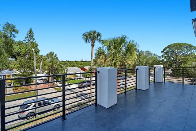 2501 QUINCY STREET S, St Petersburg, FL 33711