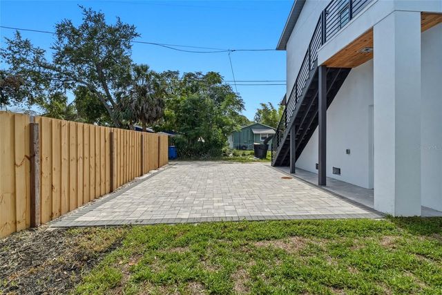 2501 QUINCY STREET S, St Petersburg, FL 33711