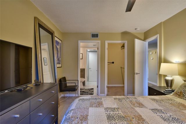 637 MIDWAY DRIVE B, Ocala, FL 34472