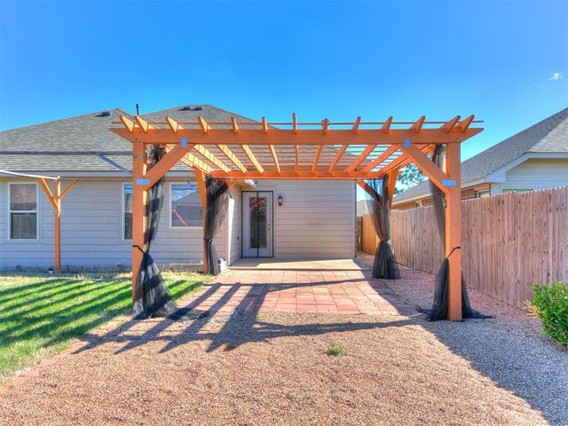 2213 NW 157th Street, Edmond, OK 73013