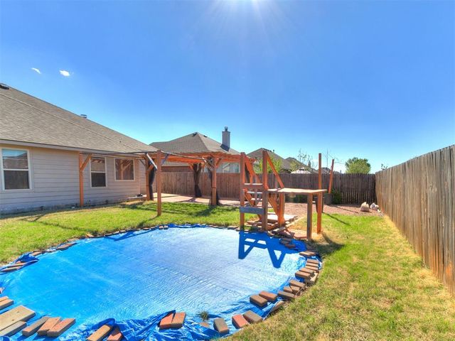 2213 NW 157th Street, Edmond, OK 73013