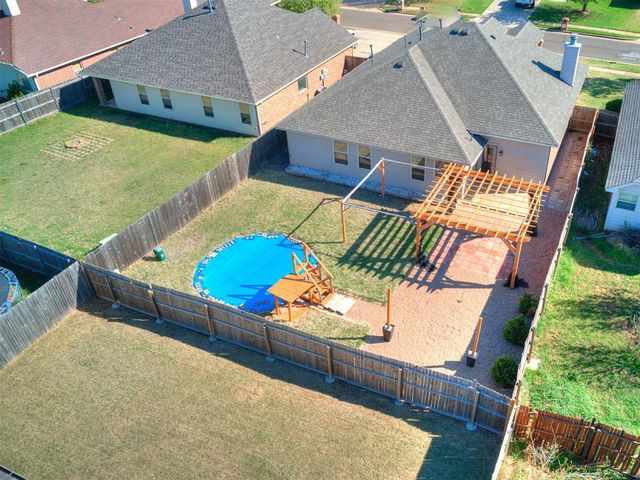 2213 NW 157th Street, Edmond, OK 73013