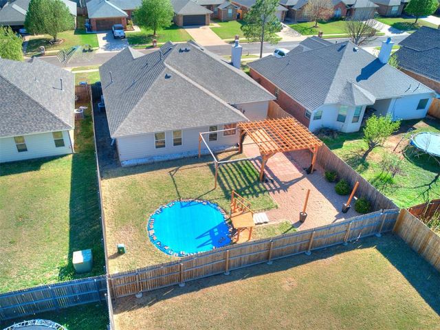 2213 NW 157th Street, Edmond, OK 73013