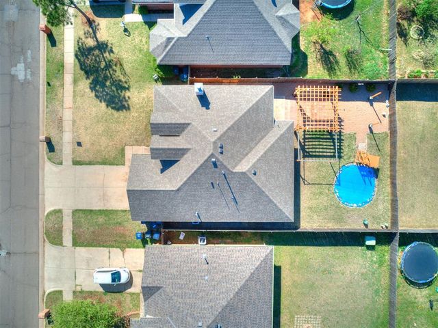 2213 NW 157th Street, Edmond, OK 73013