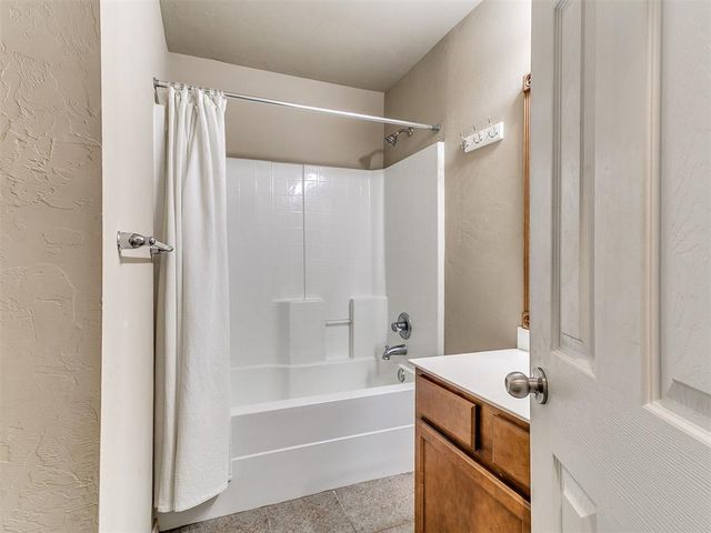 2213 NW 157th Street, Edmond, OK 73013